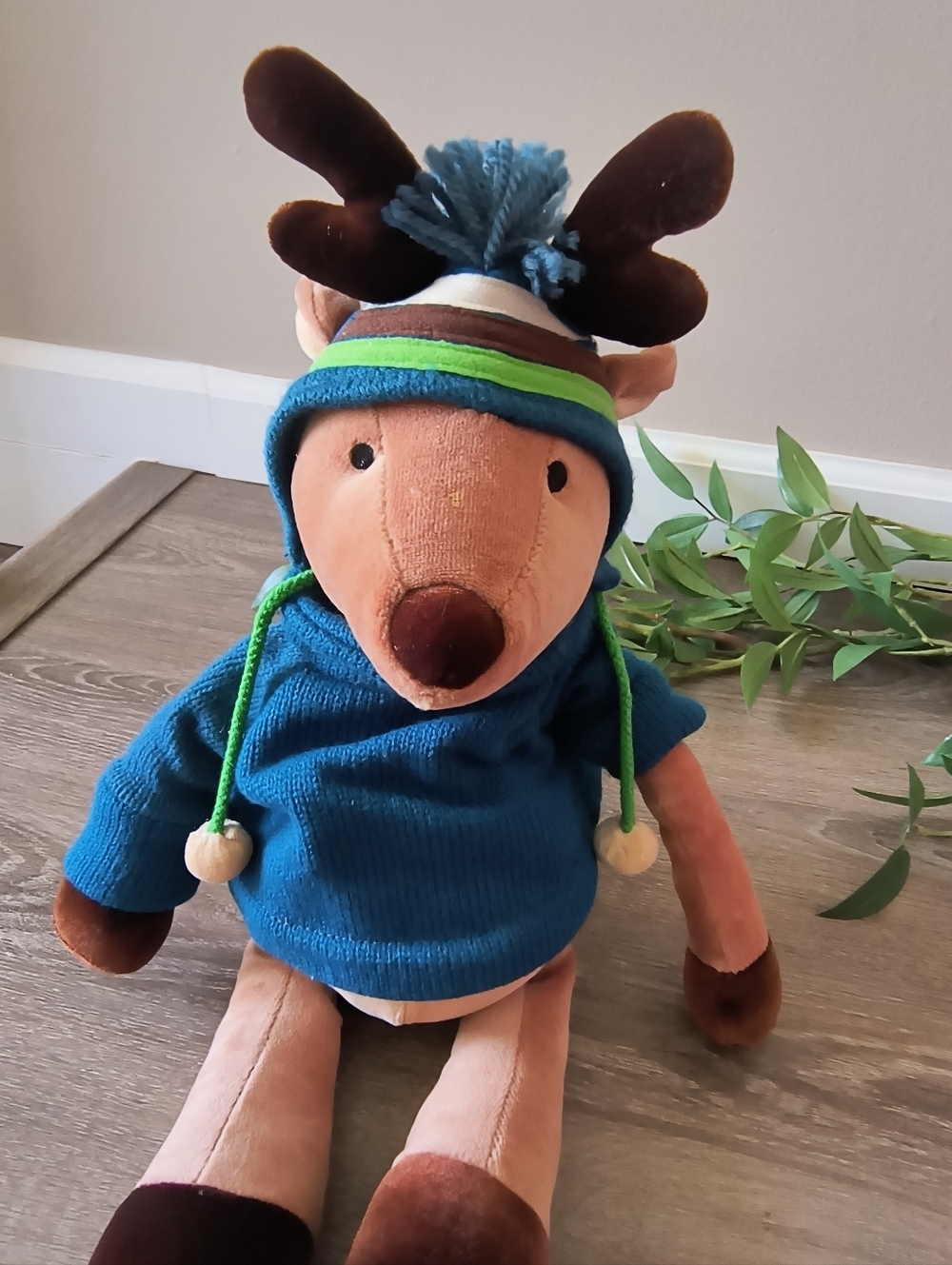 Bath & Body Works Soft Plush Tassel The Reindeer With Tags 17" - Picture 4 of 7